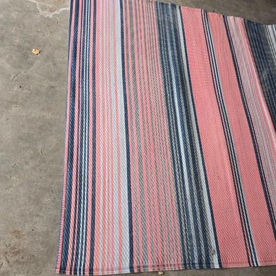 Pink stripe Outdoor area rug 80" x 60"