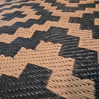 Black and brown reversible outdoor area rug 92.5" x 59"