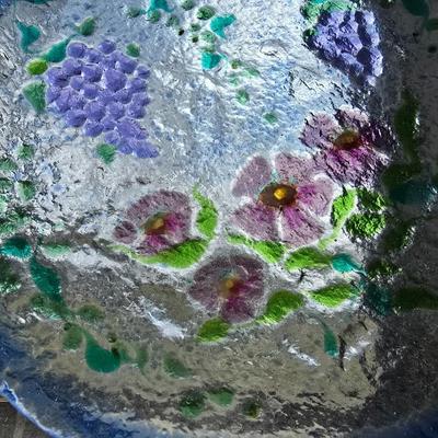 Flowering grapes plate 11" diameter By Susan Organ