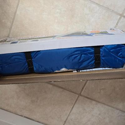 Brand new Ridgeway Kelty 2-person hiker tent with lightweight Aluminum poles and a cooler bag