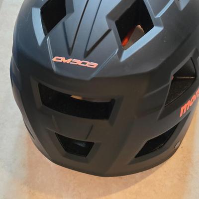 GoPro with Mongoose CM303 Helmet and accessories including two 64 GB UHS scandisk media storage cards