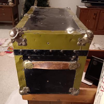 SMALL METAL TRUNK WITH SHELF AND PARTIAL TEA SET PLUS MORE
