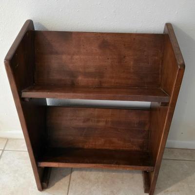 Beautiful Solid wood slant shelf bookcase / Book rack display