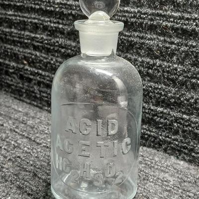 Antique ACID ACETIC HC2H3O2 Apothecary Bottle with Glass Stopper