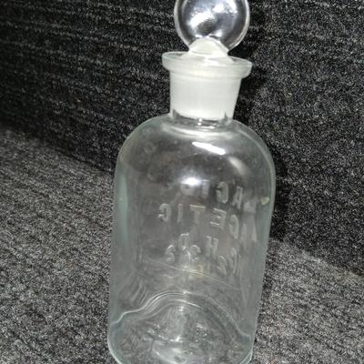 Antique ACID ACETIC HC2H3O2 Apothecary Bottle with Glass Stopper