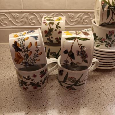 PORTMEIRION BOTANIC CUPS AND SAUCERS PLUS A PITCHER