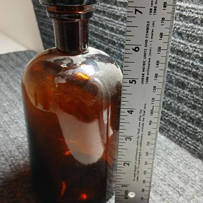Amber Glass Narrow Mouth Serum Reagent Bottle w/ Stopper