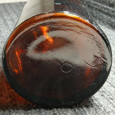 Amber Glass Narrow Mouth Serum Reagent Bottle w/ Stopper