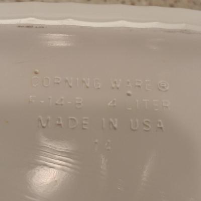 2 CORNINGWARE CASSEROLE DISHES