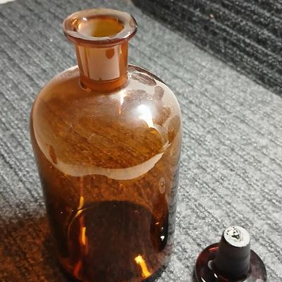 Amber Glass Narrow Mouth Serum Reagent Bottle w/ Stopper