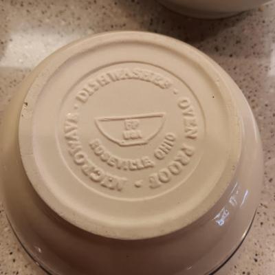 4 ROSEVILLE CLAY NESTING BOWLS