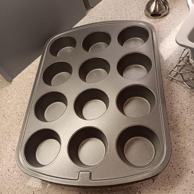 BAKEWARE AND A KITCHENAID HAND MIXER
