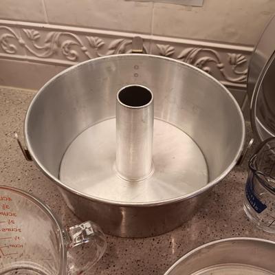 BAKEWARE