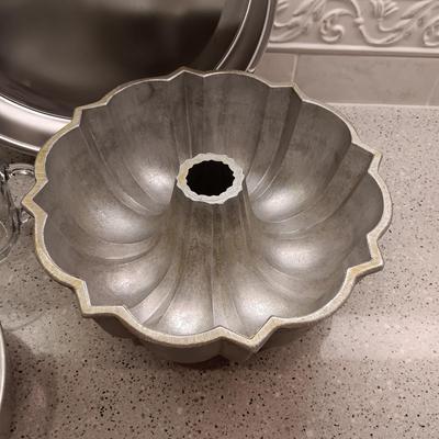 BAKEWARE