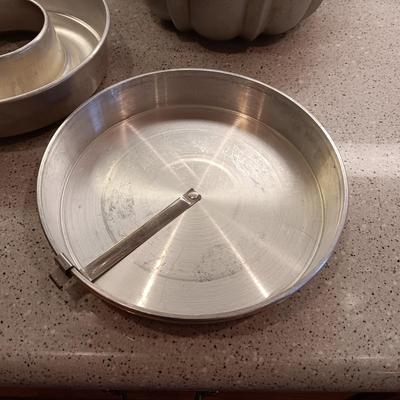 BAKEWARE