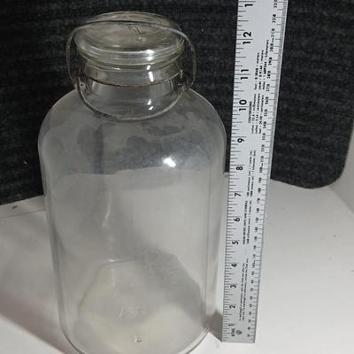 Antique "8" Marked E-Z Seal Jar with Glass Lid