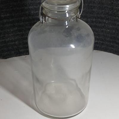 Antique "8" Marked E-Z Seal Jar with Glass Lid