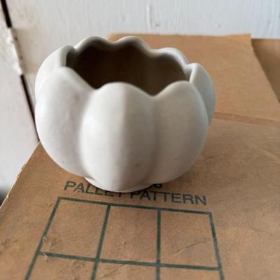 Van Briggle Pottery - Nice White Gourd Squash Mini Pots