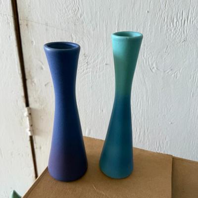 VAN BRIGGLE POTTERY VASE TURQUOISE BLUE COLORADO SPRINGS SIGNED MID CENTURY MOD