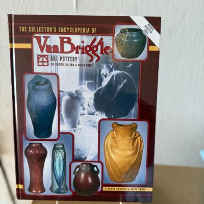 The Collector's Encyclopedia of Van Briggle Art Pottery Values