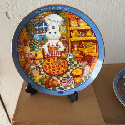 Pillsbury Doughboy Collector’s plate Lot