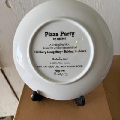 Pillsbury Doughboy Collector’s plate Lot