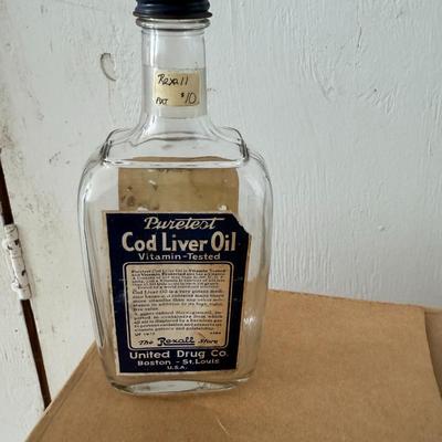 VINTAGE Ayer’s Cathartic Pill BOTTLE (AUTHENTIC REPRODUCTION) plus s other vintage medical w/ first aid