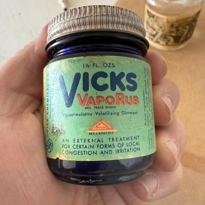 VINTAGE Ayer’s Cathartic Pill BOTTLE (AUTHENTIC REPRODUCTION) plus s other vintage medical w/ first aid