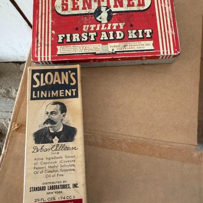 VINTAGE Ayer’s Cathartic Pill BOTTLE (AUTHENTIC REPRODUCTION) plus s other vintage medical w/ first aid