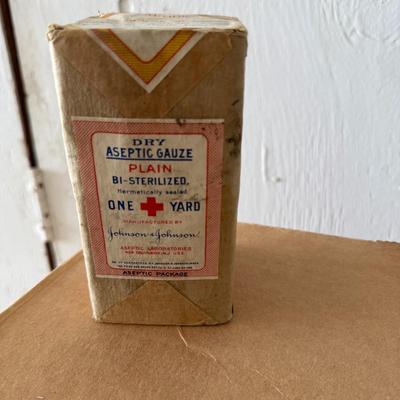 VINTAGE Ayer’s Cathartic Pill BOTTLE (AUTHENTIC REPRODUCTION) plus s other vintage medical w/ first aid