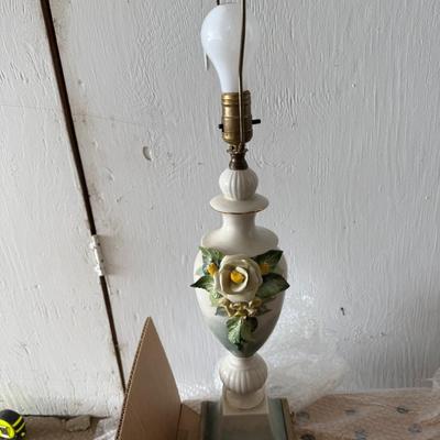 Pair of Beautiful Petite 1940's Cordey Porcelain Capodimonte Accent Lamp