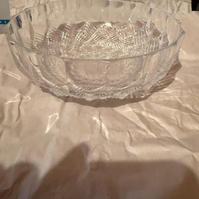 WATERFORD CRYSTAL Apprentice Bowl Prestige Collection 8" Diamete