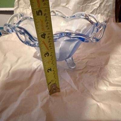 VINTAGE FOOTED BLUE GLASS BOWL