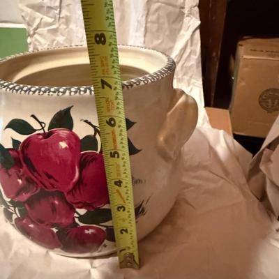 Home and Garden Party Ltd Stoneware Apple Two-Handled Bean Pot