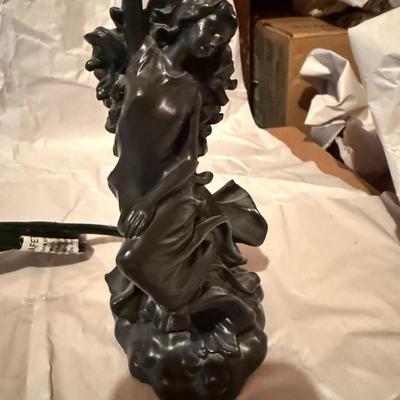 Art Deco Lady Statue In Collectible Table Lamps