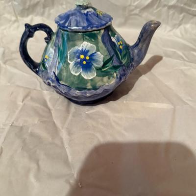 Ceramic Teapot Lot