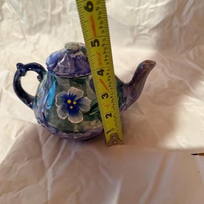 Ceramic Teapot Lot