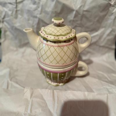 Ceramic Teapot Lot