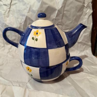 Ceramic Teapot Lot