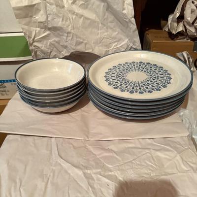 Nitto Heather Stone Moonburst 9605, Japan, Platter, White, Blue, Floral Geometric Pattern, Serving dish LOT