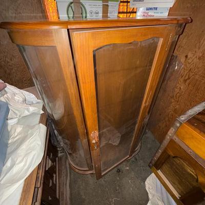 Vintage Curio Cabinet 