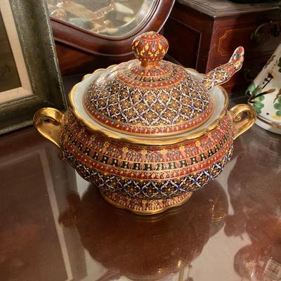 Thai Benyarong Porcelain Handpainted tureen with ladle