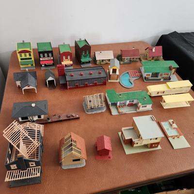 Lot of Ho Scale Train Garden Buildings