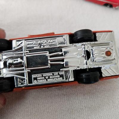 Large Lot Vintage Toy Die Cast Vehicles Cars Truck Buses Trailer, Ertl General Lee, Lesney, AHI Brand Toys Japan Die Cast Many HO sacle