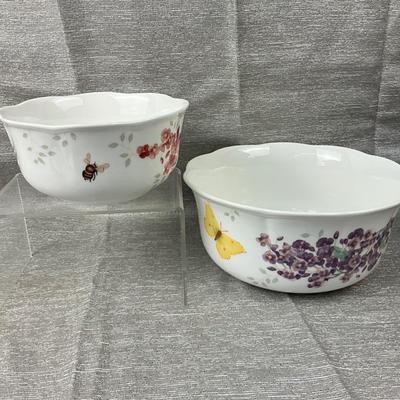 Lot 582 Lenox Butterfly Meadow Lavender Bowl Set