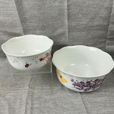 Lot 582 Lenox Butterfly Meadow Lavender Bowl Set