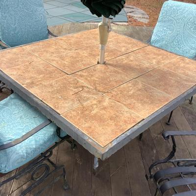 O8062 Outdoor Wrought-Iron Umbrella Table with Chairs