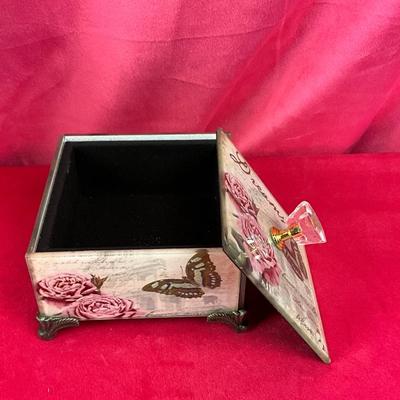 Lot 597 Floral Home Decor Lot Cambridge Rose Point Dish
