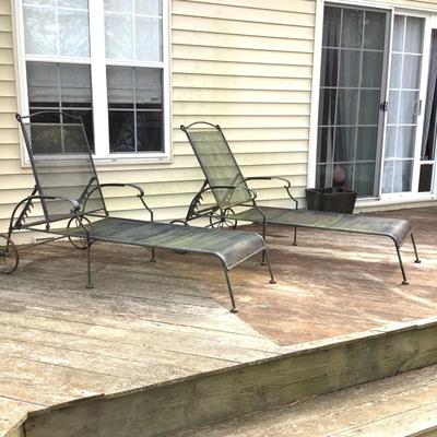 O8068 Black Wrought-Iron Lounge Chairs