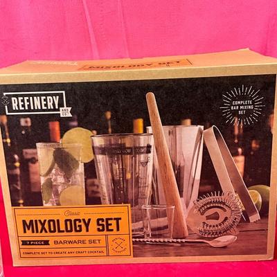 Lot 599 Refinery Bar Mixology Lot & Glasses